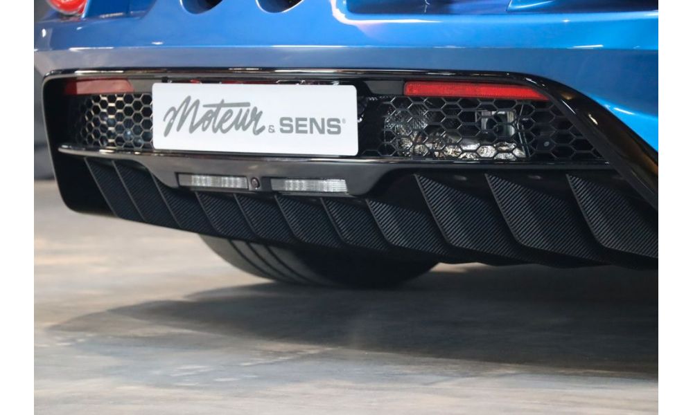 831528