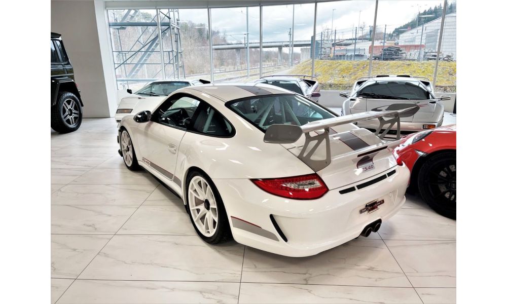 997799