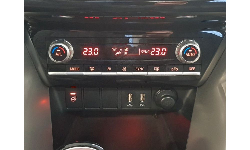 938766