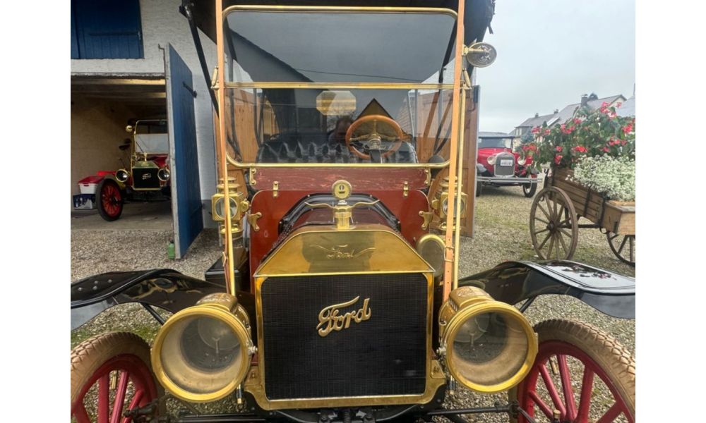 100069
