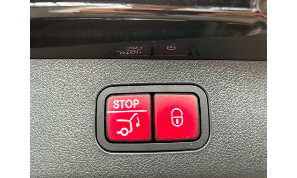 950003