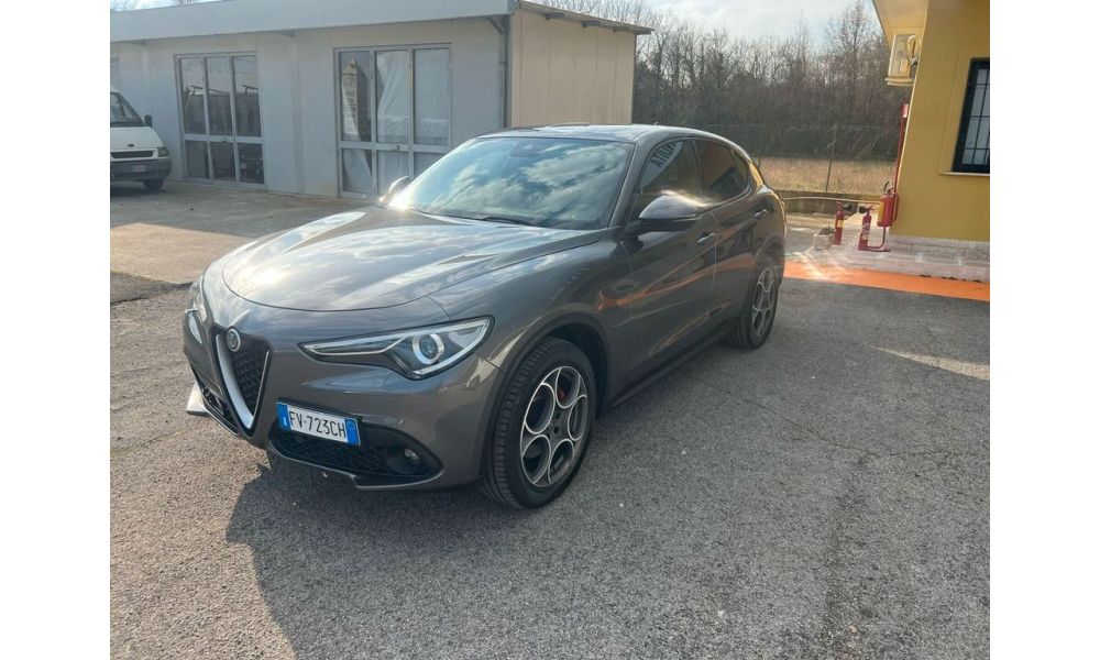 853858