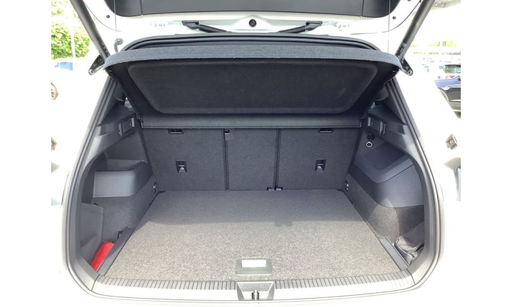 617585