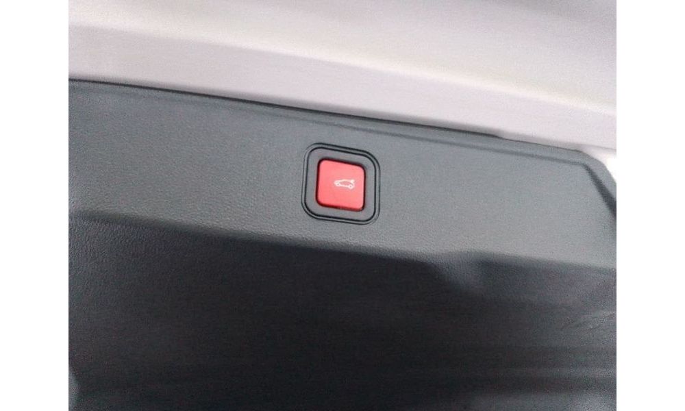 744679