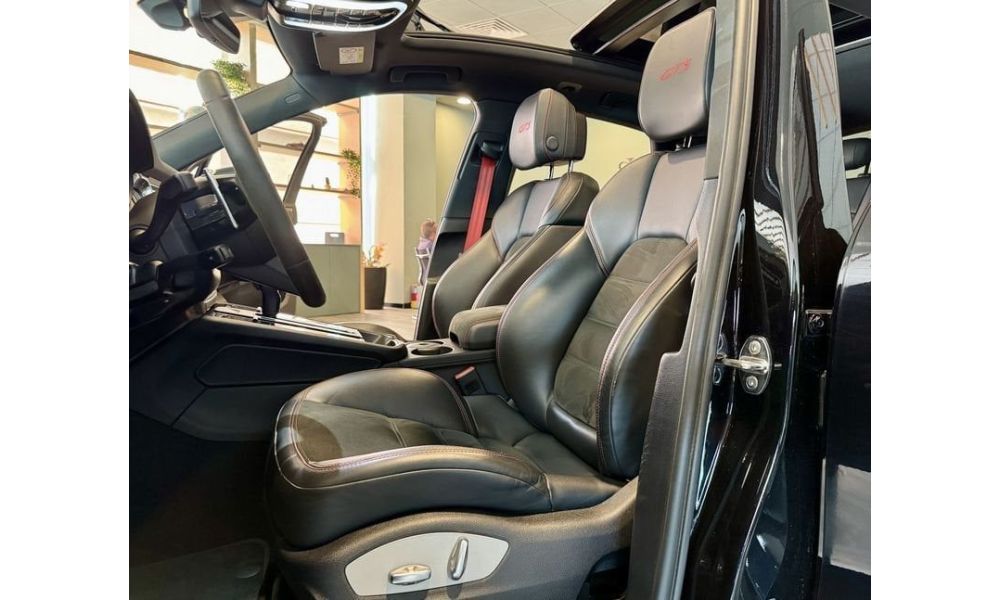 700644