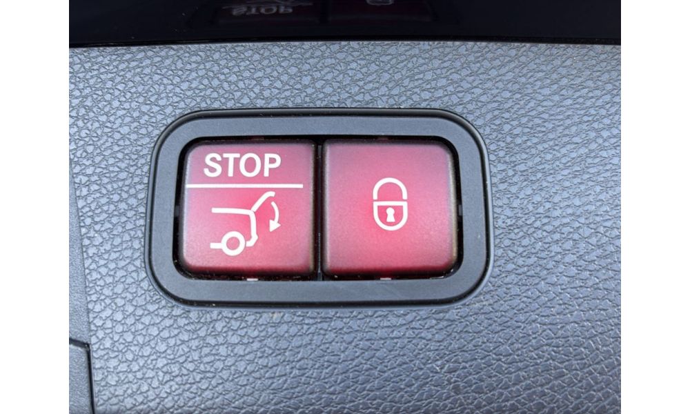 395831