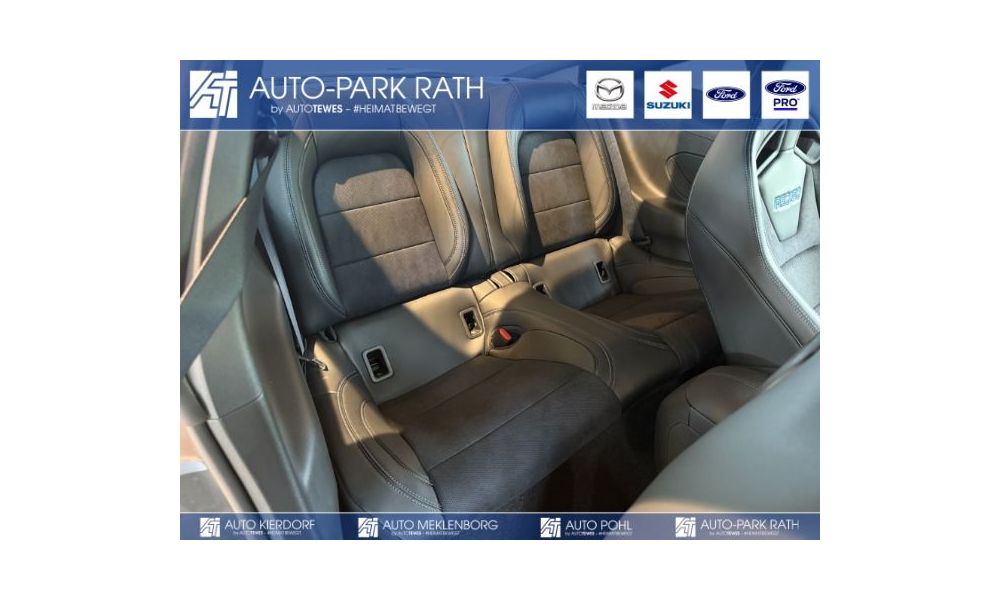 915832