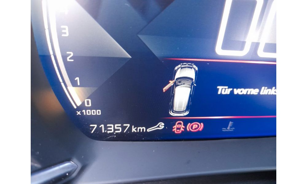 841011