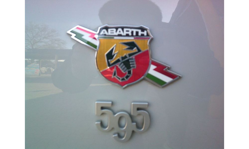 932449