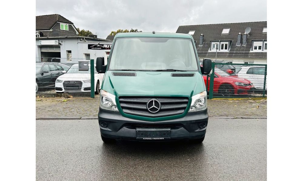 912087