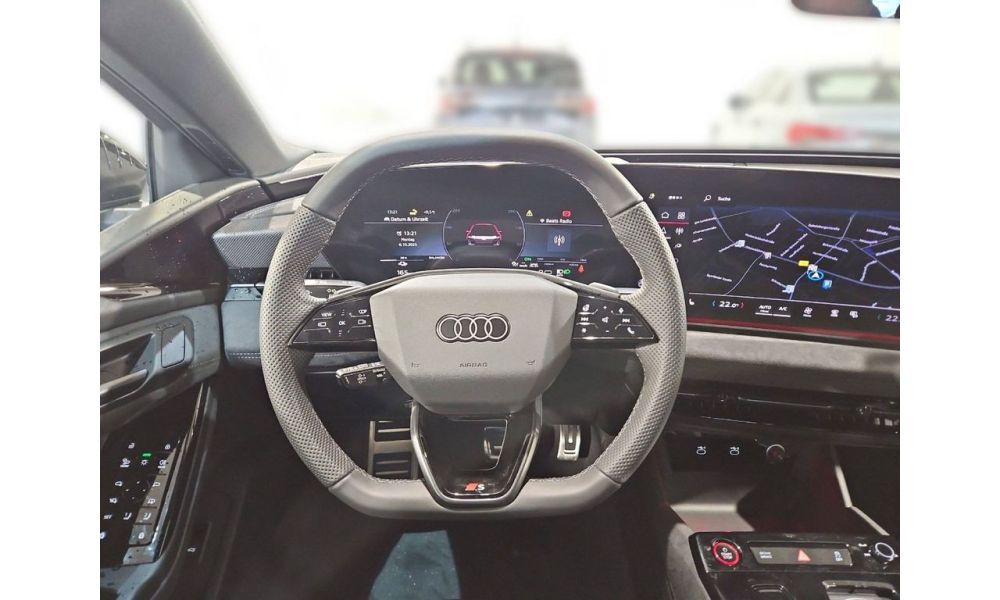 648492