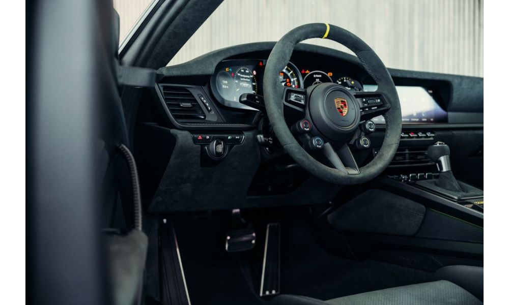 991108