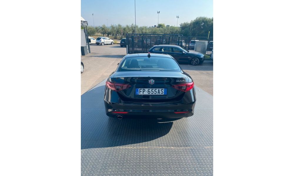469224