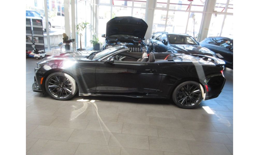 366492