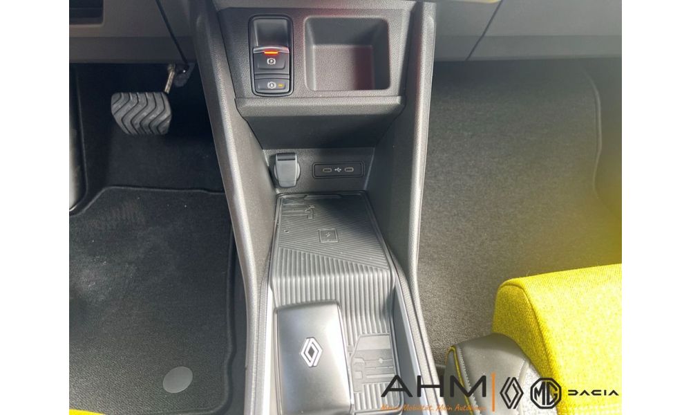 9446