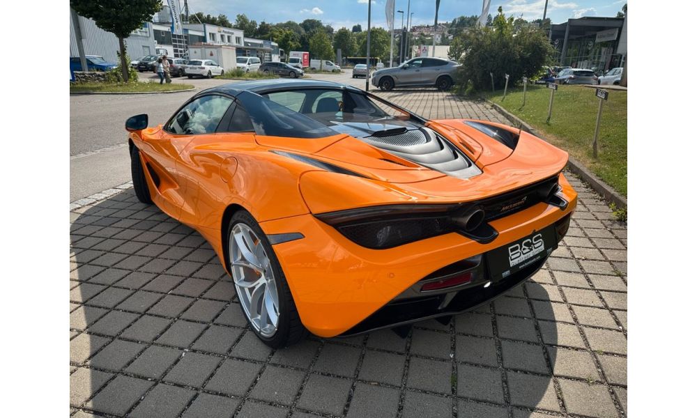 49925