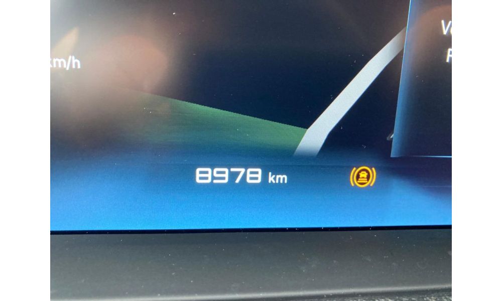 68607