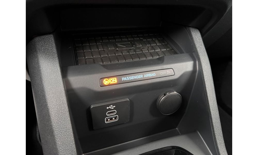 203844