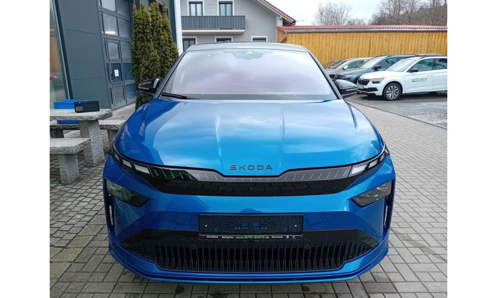 779813