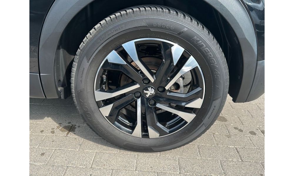 744383