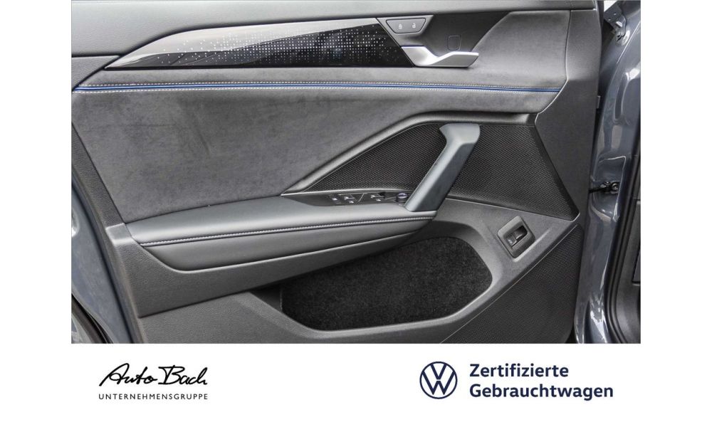 678071