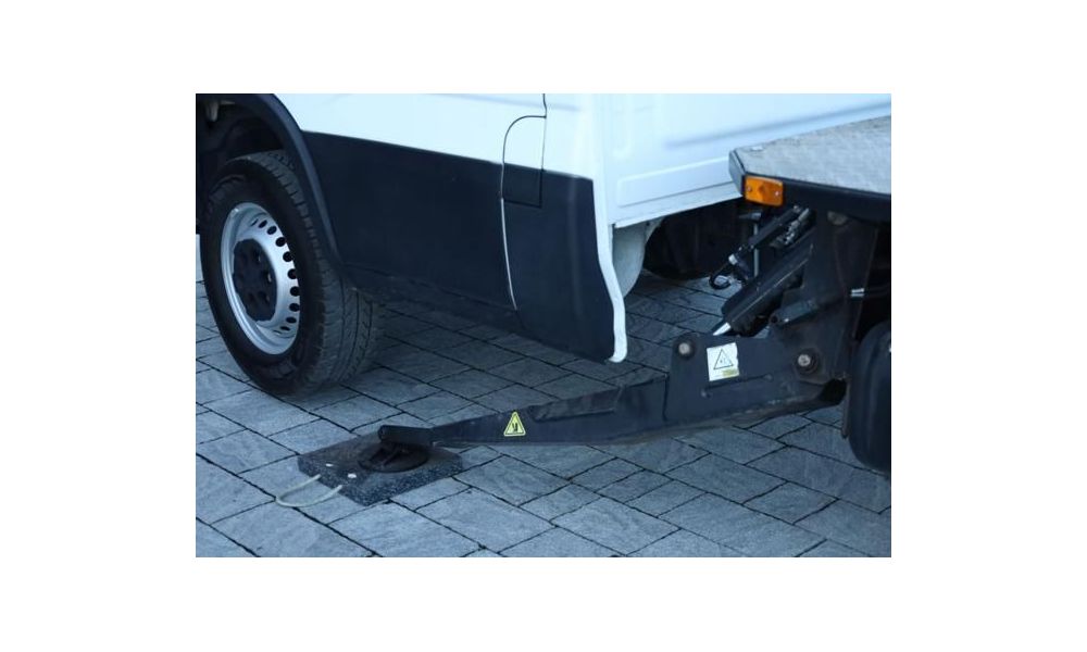 634684