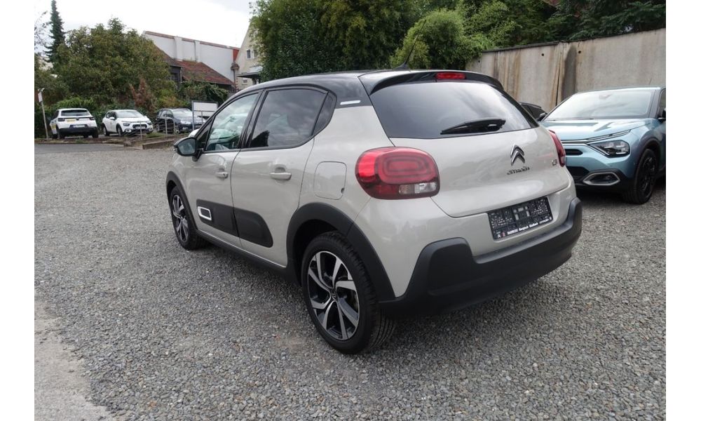 495670