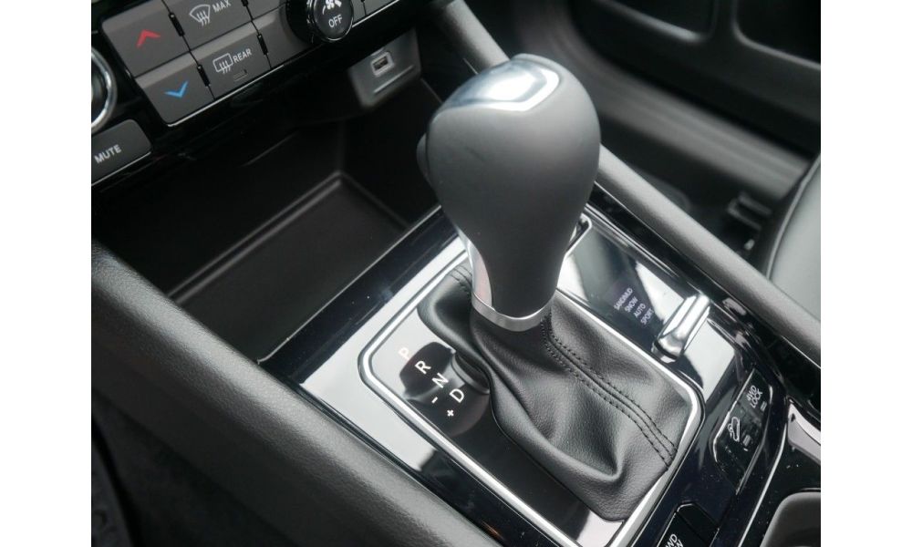 987063
