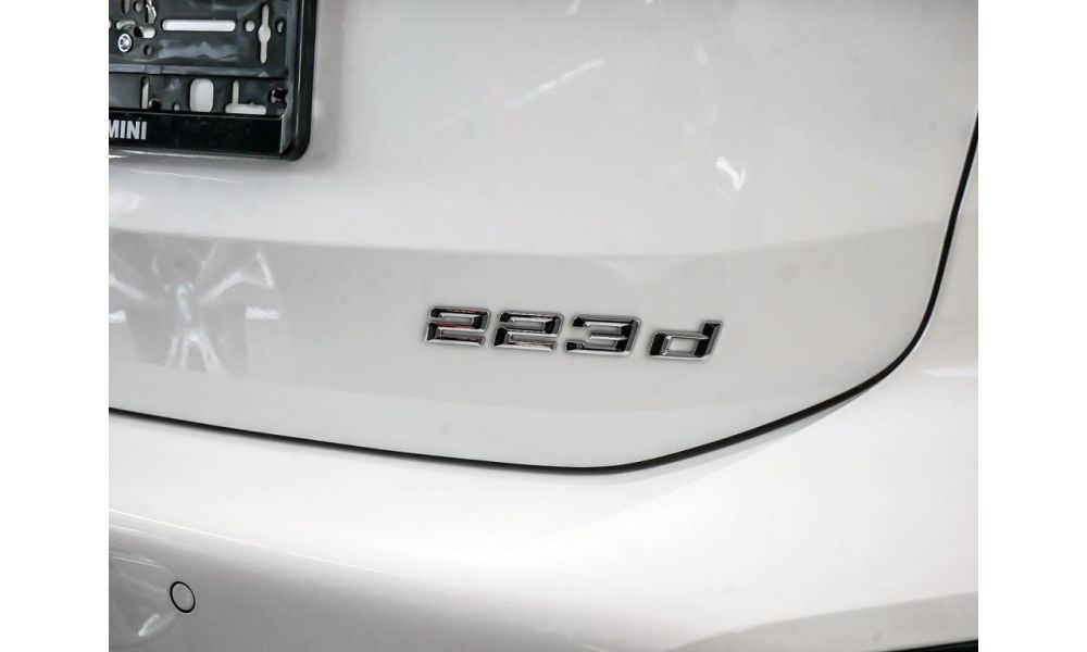 438161
