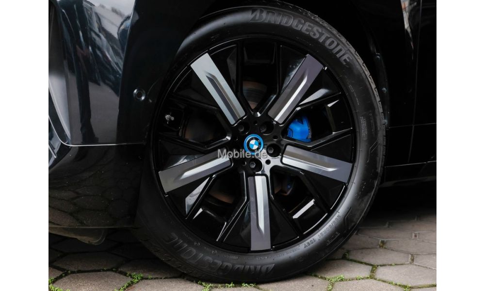 211039