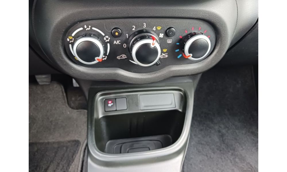 613343