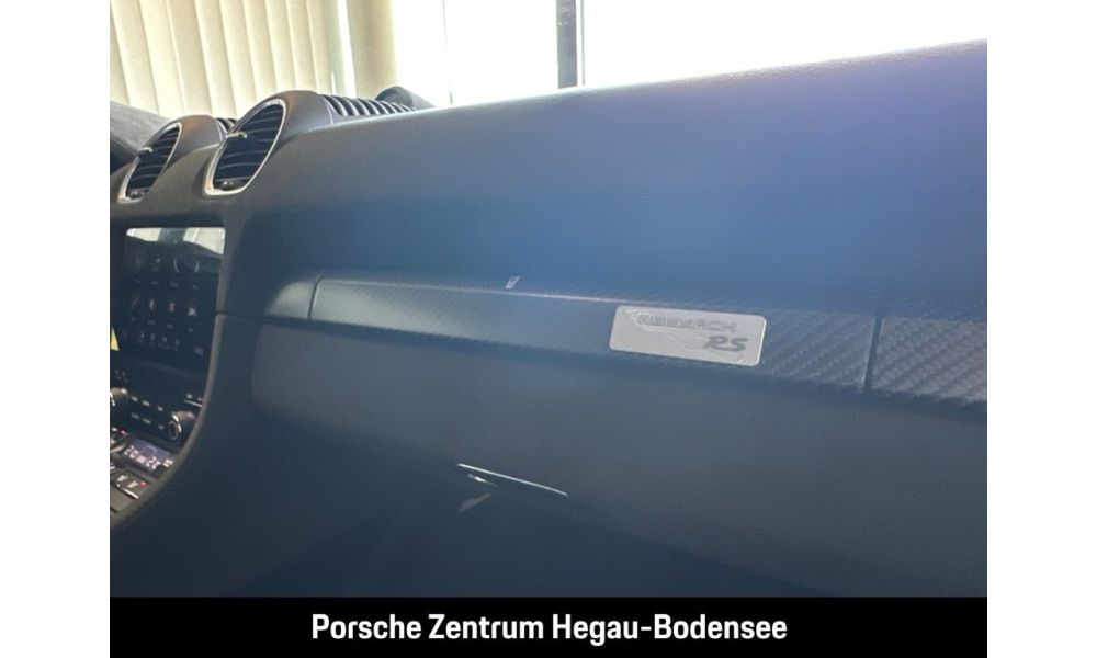 873122