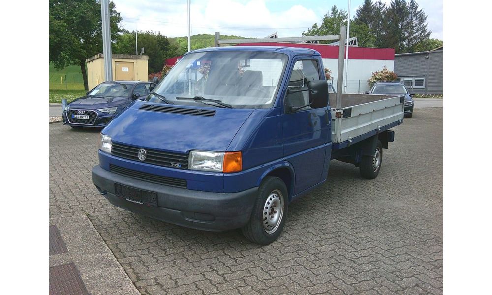 379579