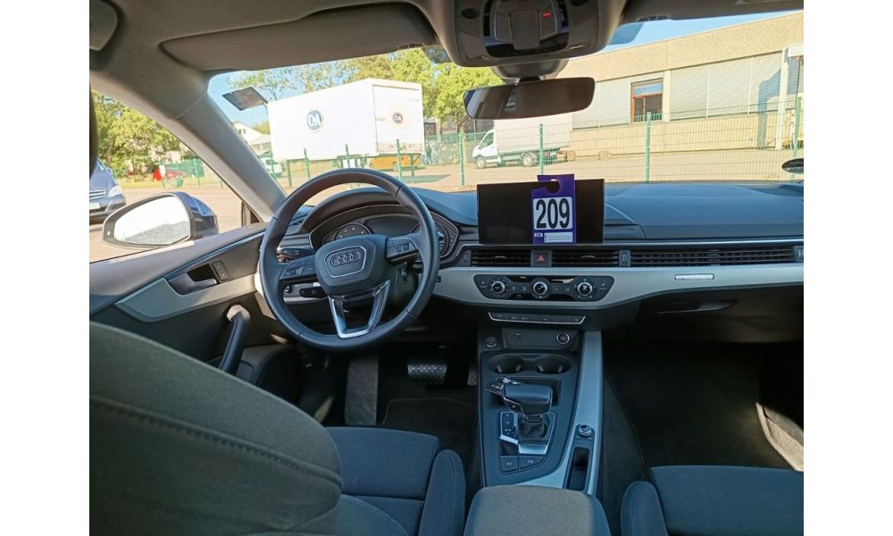 913926