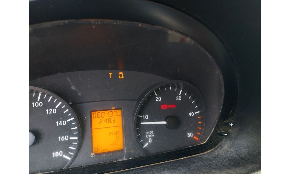 748920