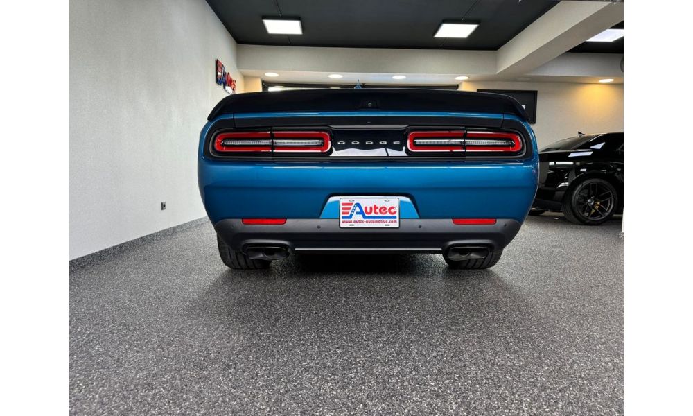 891814