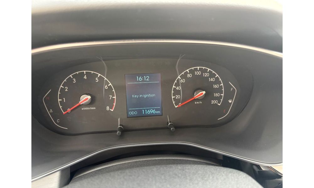 835811