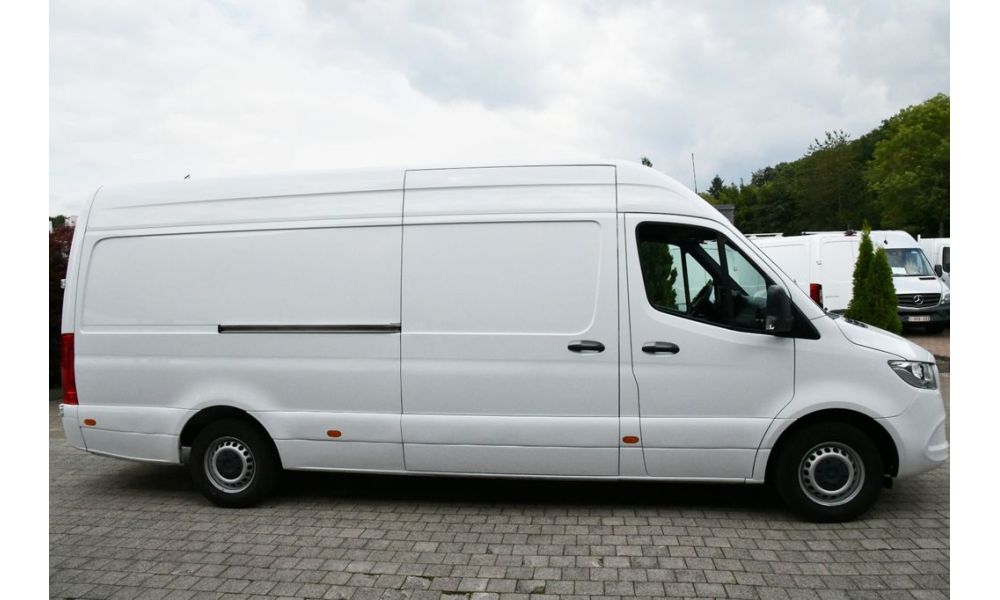 853117