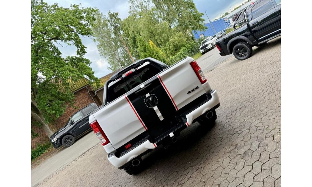 454073