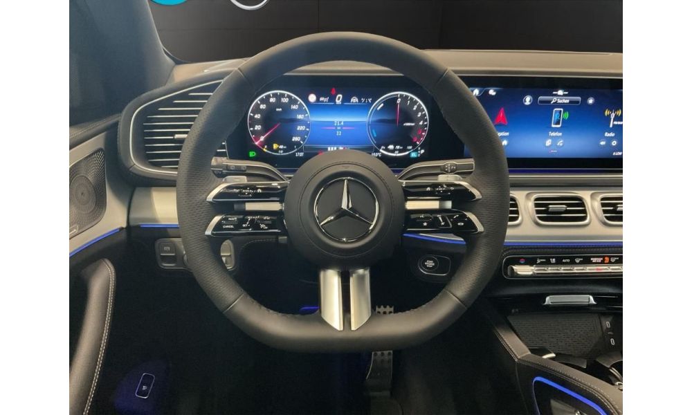 792111