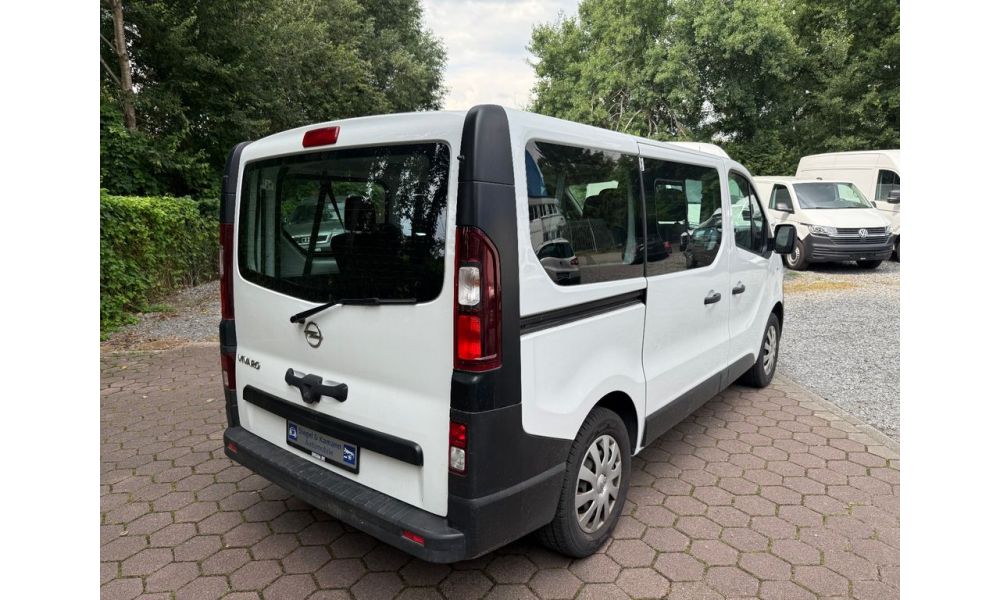 916789