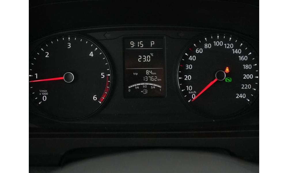 872247