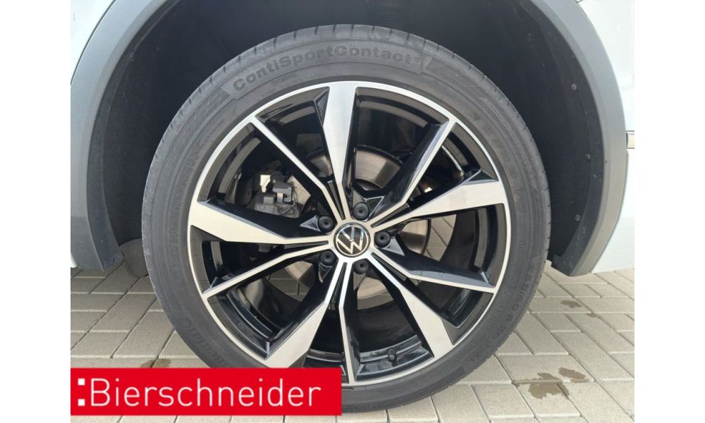 990757