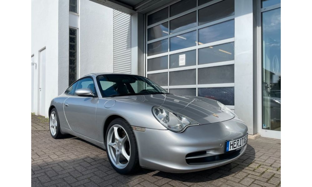 912990