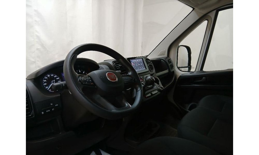 915508