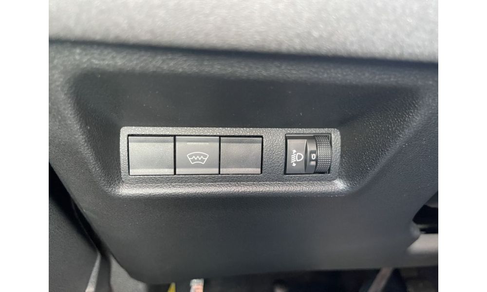 681929