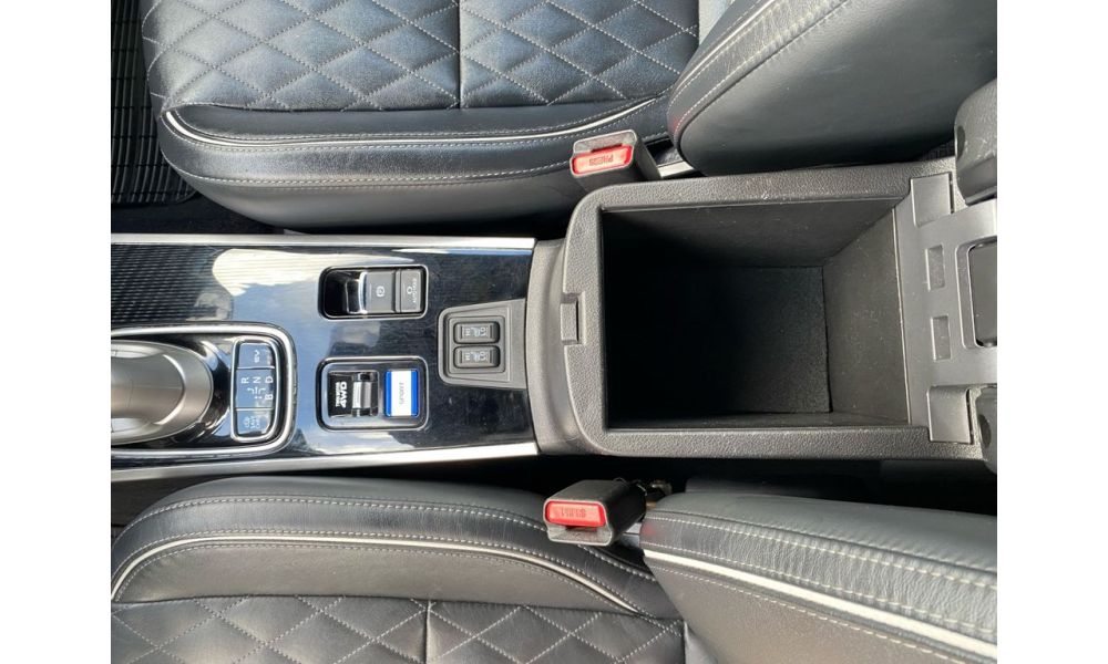 912424