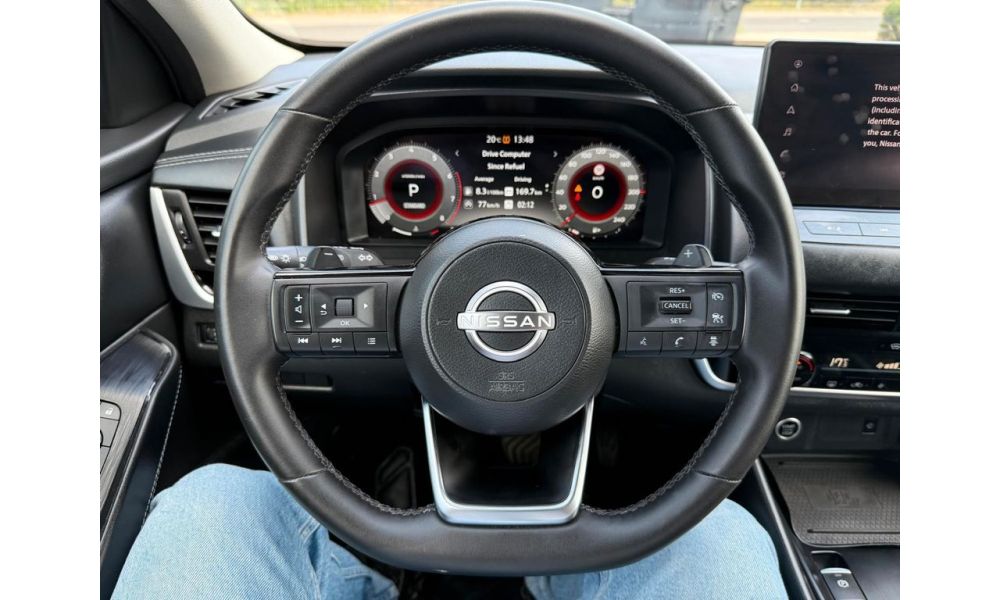 22878