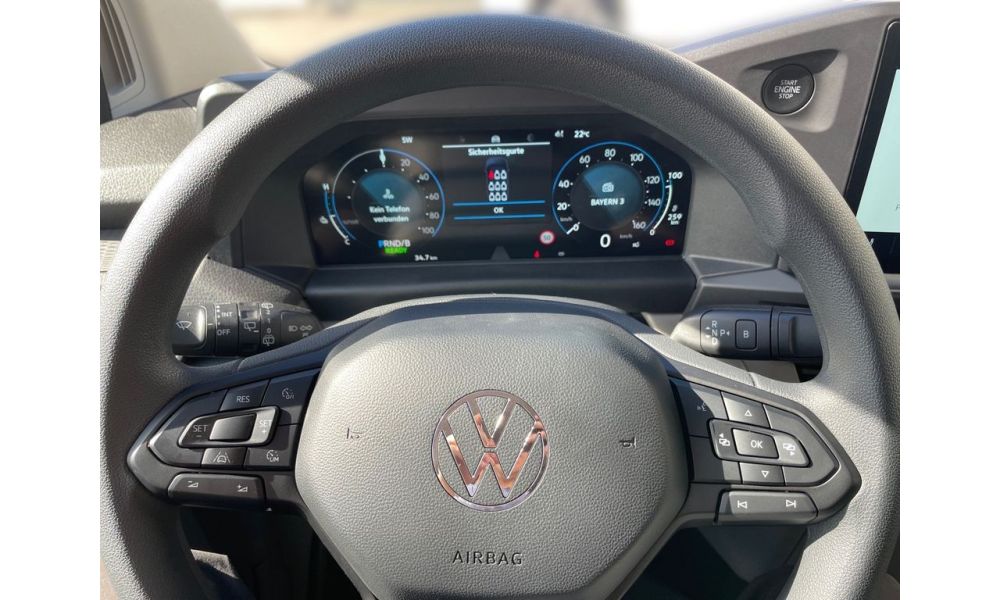 996771