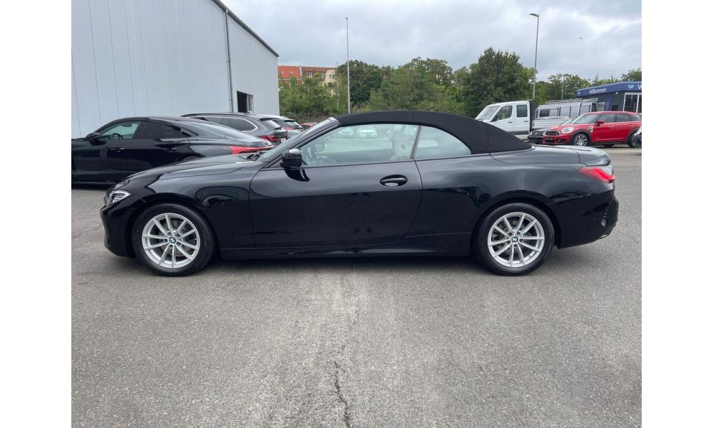 872453